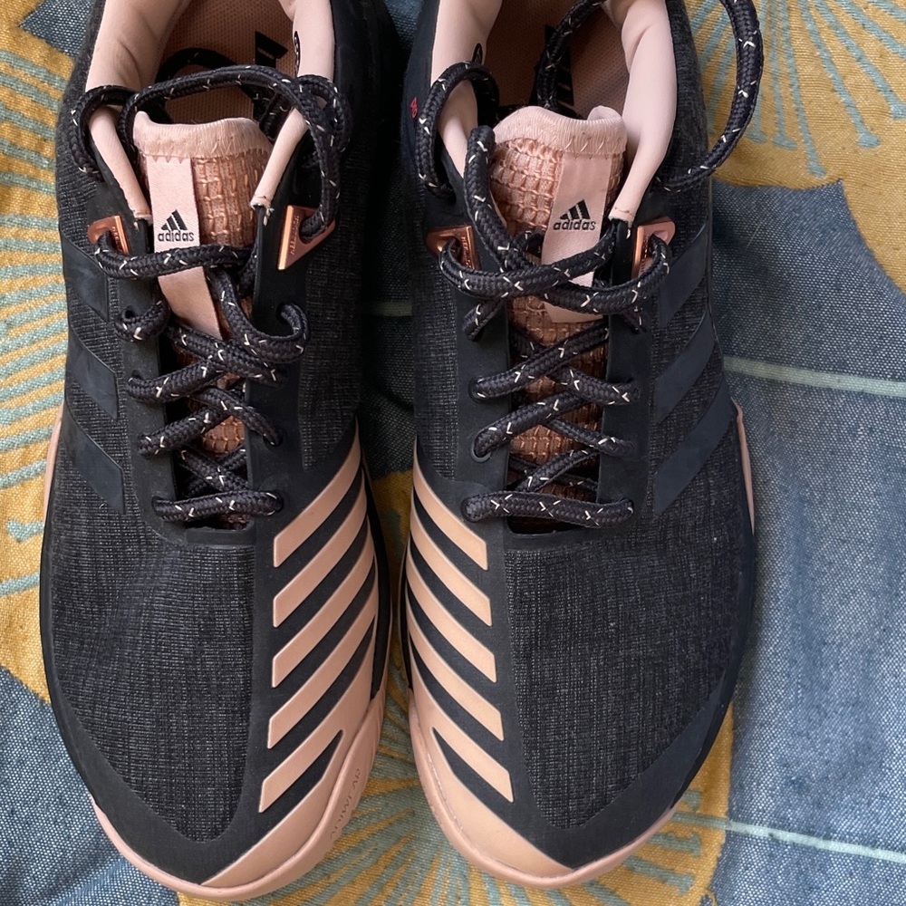 Adidas Black and Beige/Pink Protection Geofit Athletic Shoes